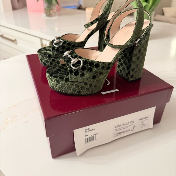 Lady Horsebit GG Logo Velvet Platform Sandal (Women) 39 - Picture 9 of 14